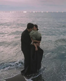 Ánh Nắng Thắp Sáng Con Tim