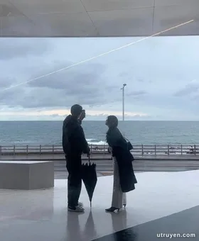 Ba Năm Làm Vợ Trong Bóng Tối