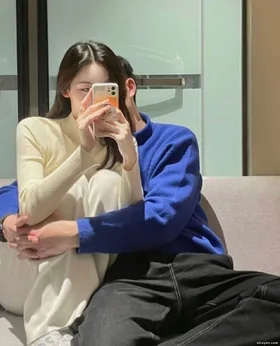 Bạn Trai Thích Thực Tập Sinh Mới Đến