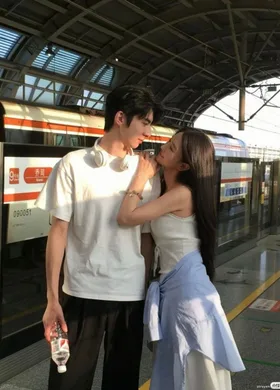 Bước Về Phía Anh Full