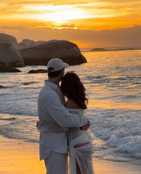 CHỒNG MẬP MỜ VỚI THƯ KÝ