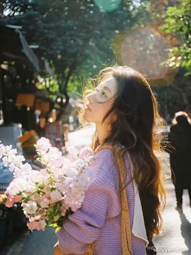 Chồng Trả Nợ Cho Trăng Sáng