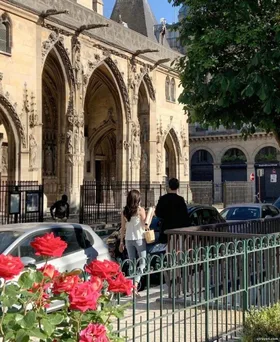 Đêm Khuya Bạn Thân Tìm Đến Chồng Tôi