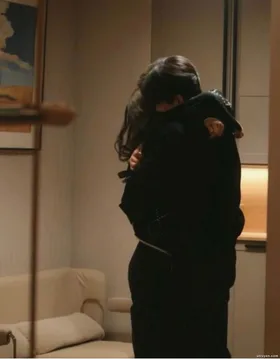 Đoá Hồng Ấy Không Thuộc Về Tôi