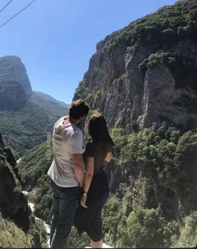 Kẻ Phản Bội Tình Cảm Đều Phải Trả Giá