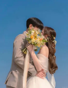 Kết Hôn Chớp Nhoáng Với Anh Cảnh Sát