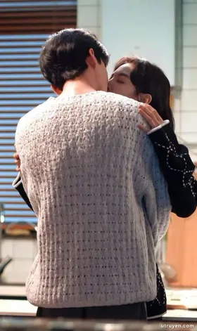 Khi Bạn Cùng Phòng Thành Chị Dâu Tôi