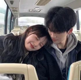 Làm Gia Sư Cho Thằng Nhóc Tám Chuyện