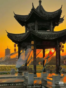 Một Đời Phù Sinh, Một Người Chấp Niệm