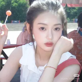 Người Chị Trở Về Từ Băng Lạnh