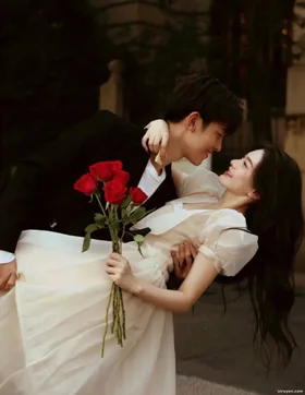 Người Yêu Cũ Tìm Đến Nhà