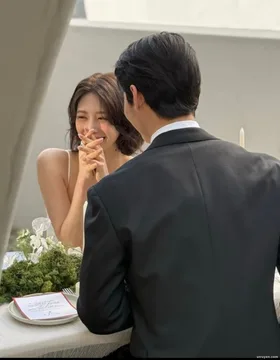 Sau Tái Sinh Tôi Tìm Chỗ Dựa Mới