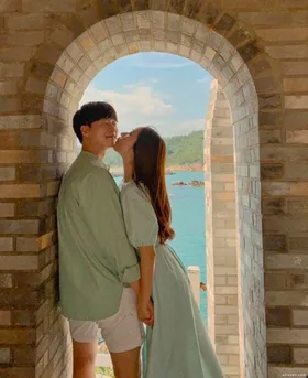 Sống Chung Với Học Thần Lạnh Lùng