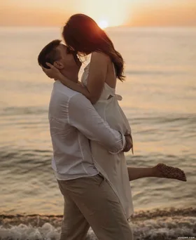 Thích Anh Từ Lần Gặp Mặt Đầu Tiên