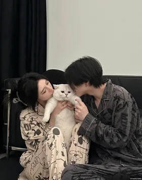 Tình Yêu Như Ly Trà Sữa