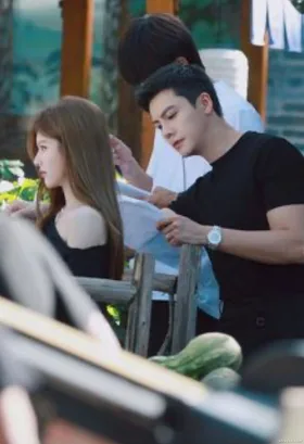 Tình Yêu Online Với Tổng Tài Cao Lãnh