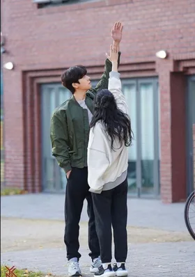 Tình Yêu Rạn Nứt