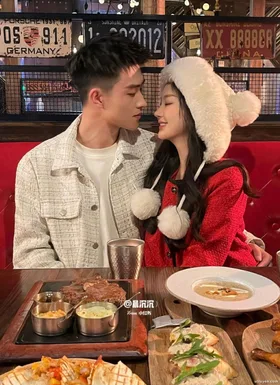 Trở Lại Kiếp Này, Chúng Ta Vẫn Bên Nhau